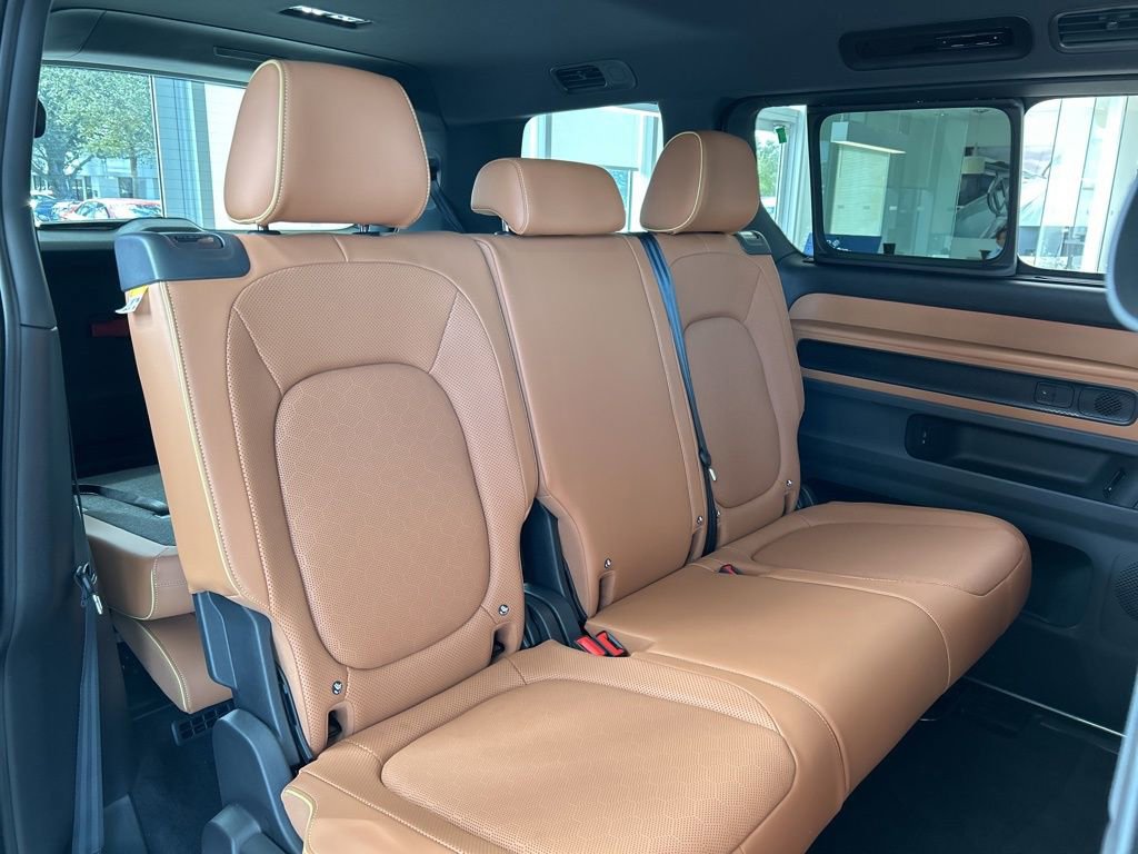 New 2025 Volkswagen ID. Buzz Pro S image 43