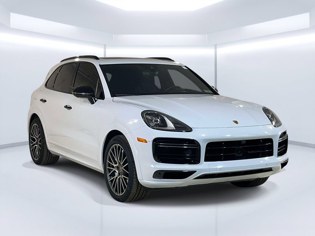 Certified 2023 Porsche Cayenne Turbo AWD/4WD image 3