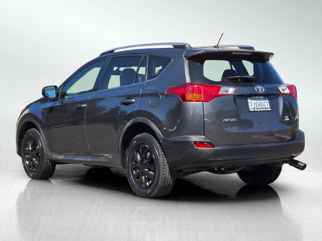Used 2015 Toyota RAV4 LE AWD/4WD image 7