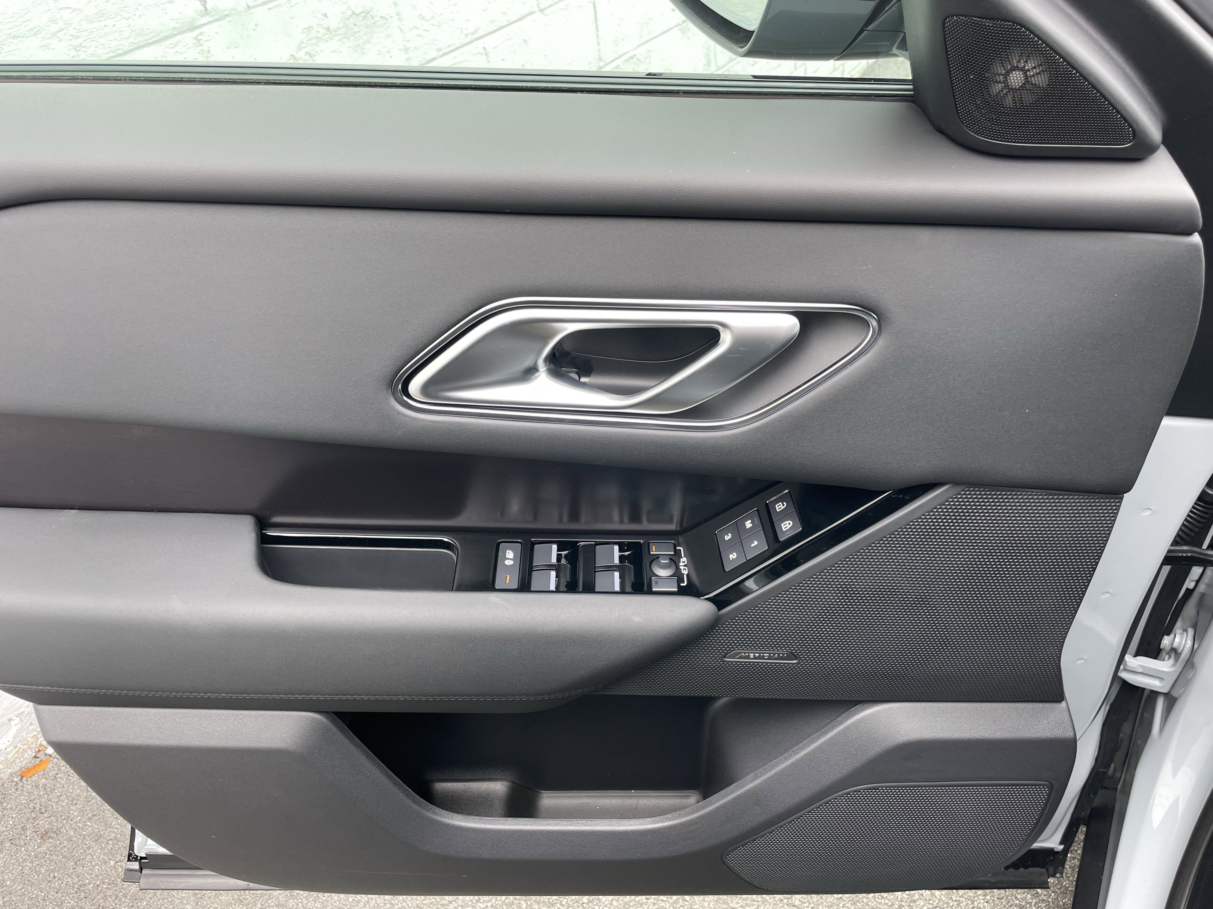New 2026 Land Rover Range Rover Velar S image 12