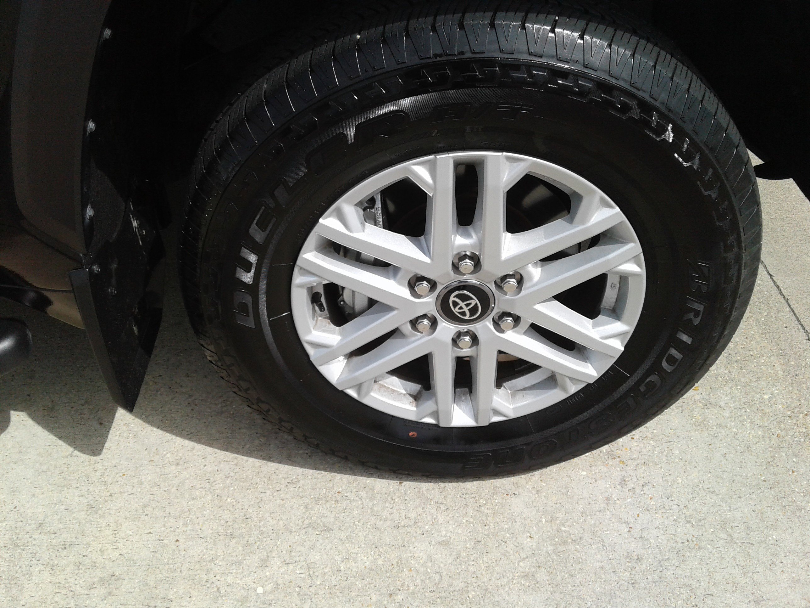 Used 2026 Toyota Tundra SR5 AWD/4WD image 9