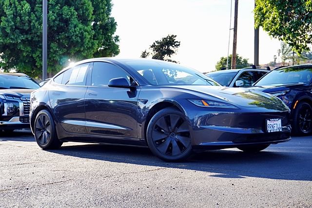 Used 2025 Tesla Model 3 Long Range RWD image 2