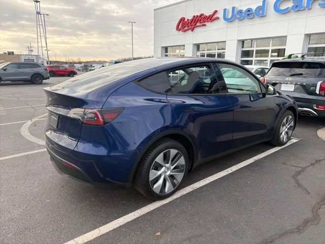 Used 2023 Tesla Model Y Long Range image 3