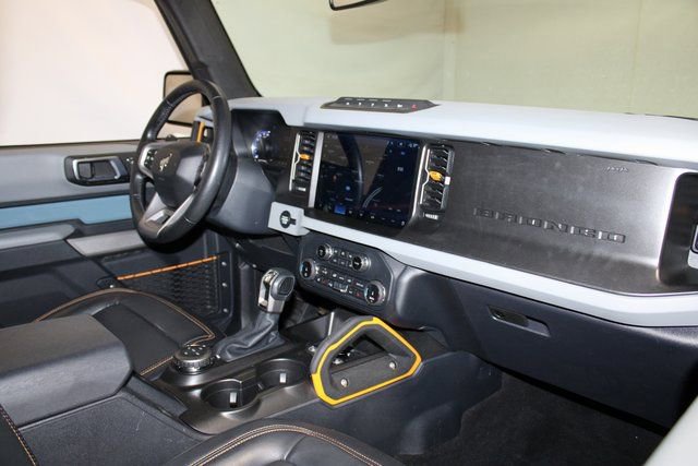Used 2022 Ford Bronco Badlands image 13