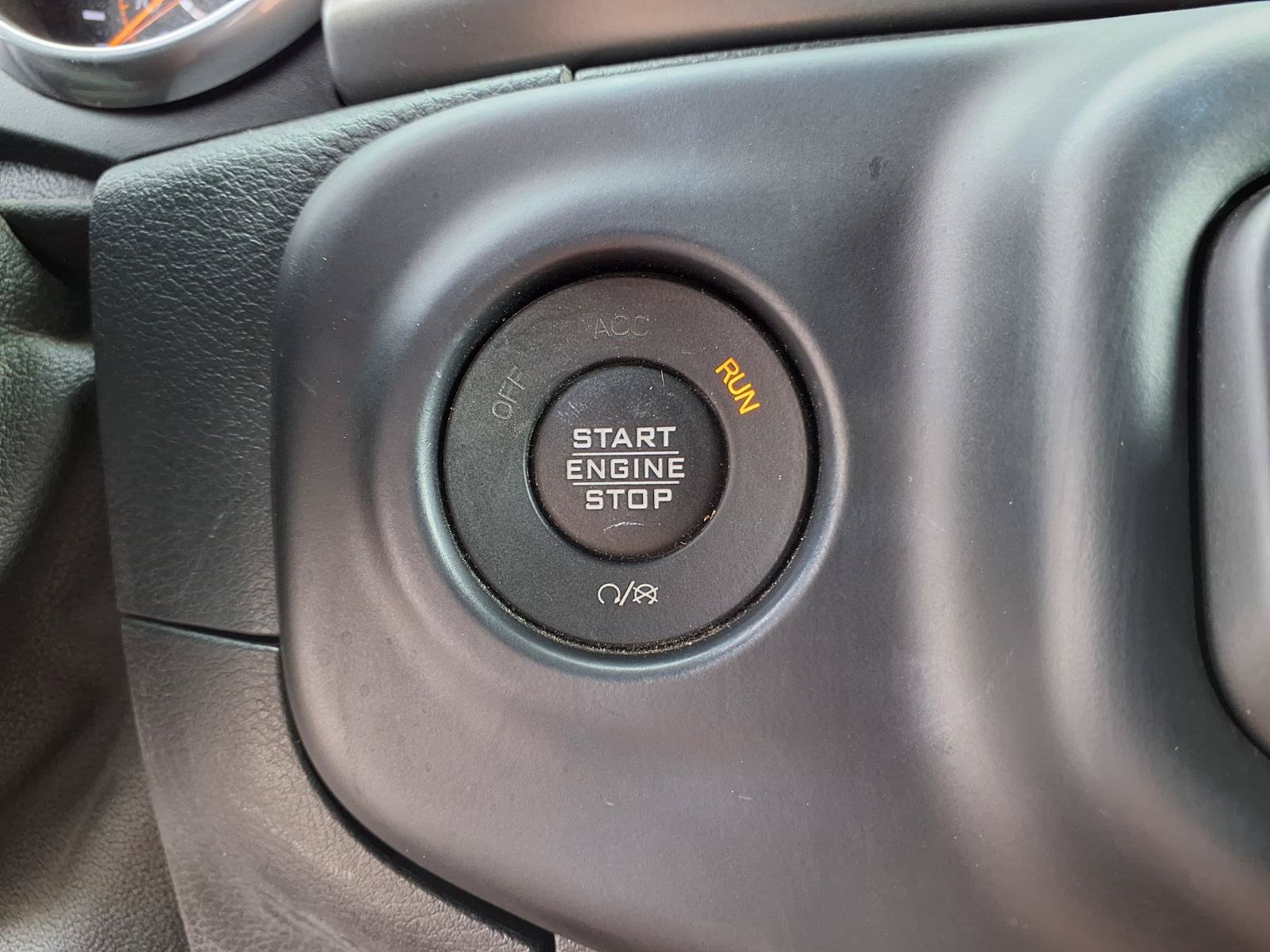 Used 2018 Jeep Wrangler Unlimited Sport AWD/4WD image 11