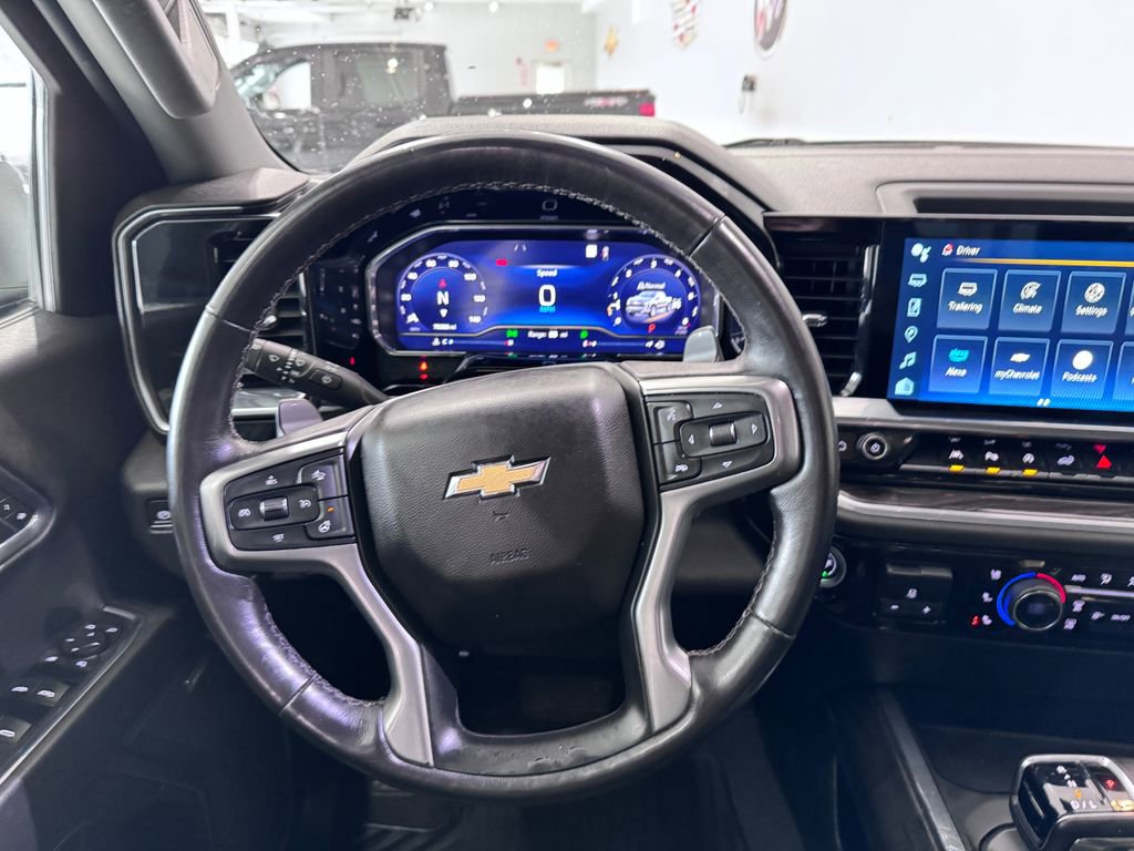 Certified 2023 Chevrolet Silverado 1500 LTZ AWD/4WD image 14