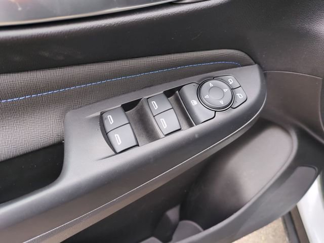 Used 2025 Buick Envista Sport Touring image 21