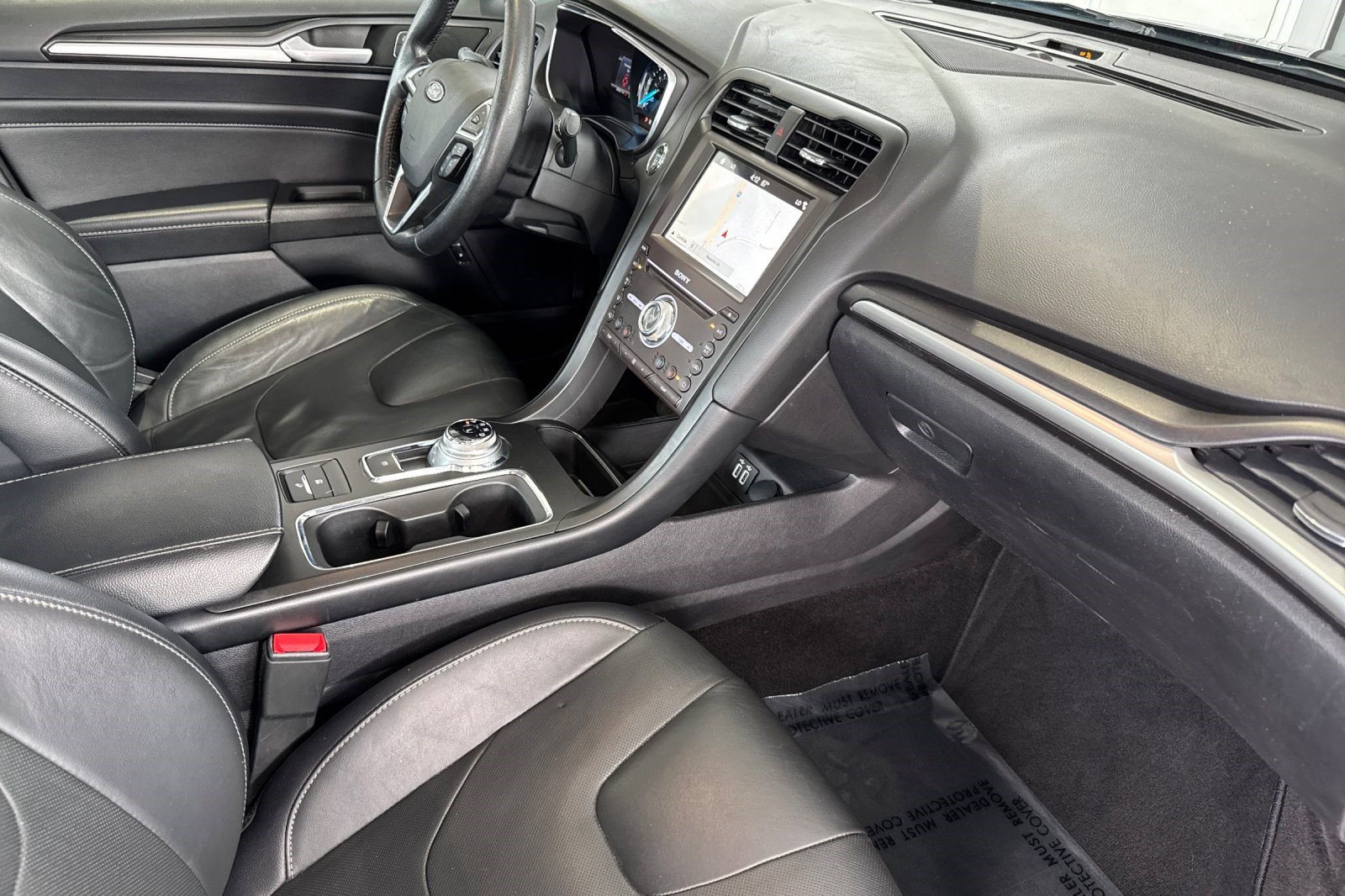 Used 2019 Ford Fusion Titanium FWD image 19