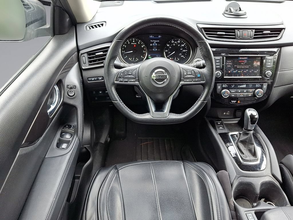 Used 2019 Nissan Rogue SV w/ Premium Package FWD image 21