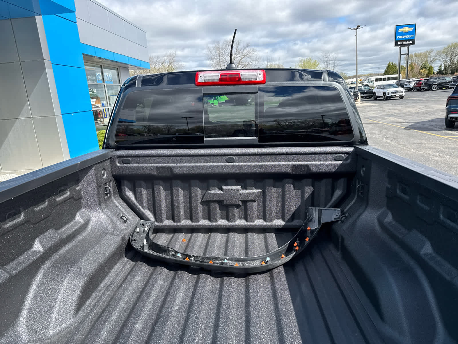 New 2026 Chevrolet Colorado ZR2 w/ Technology Package AWD/4WD image 9