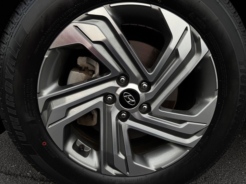 Used 2023 Hyundai Santa Fe SEL image 25