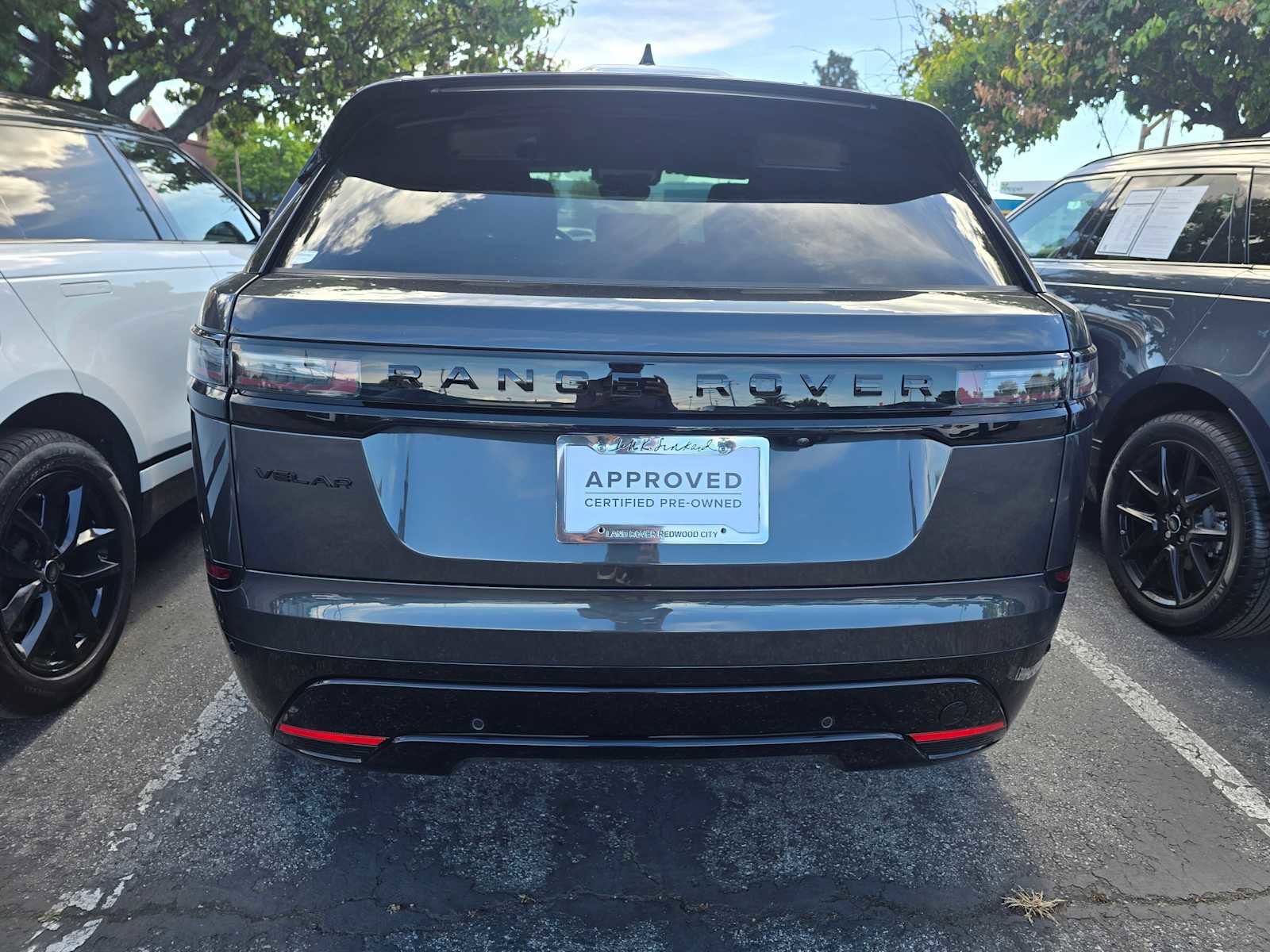 Certified 2025 Land Rover Range Rover Velar Dynamic SE AWD/4WD image 2