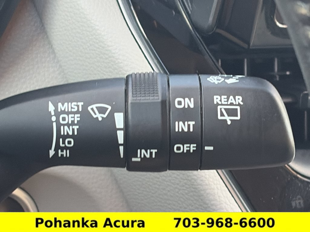 Used 2023 Toyota Corolla Cross LE AWD/4WD image 11