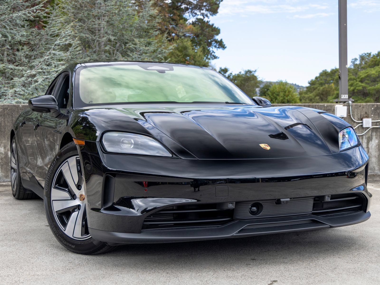 New 2026 Porsche Taycan AWD/4WD image 9