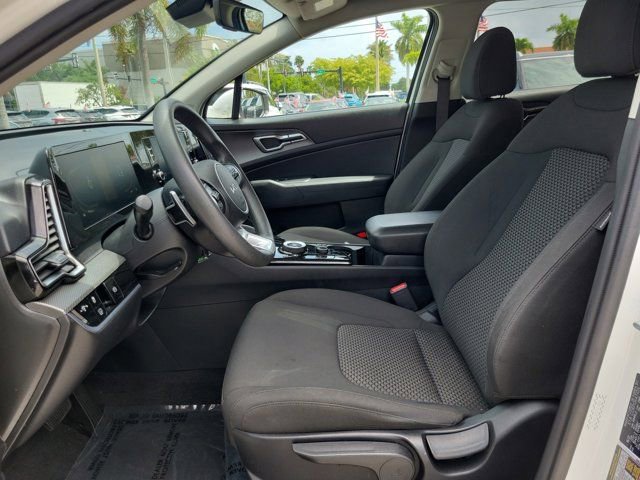 Used 2023 Kia Sportage LX AWD/4WD image 10