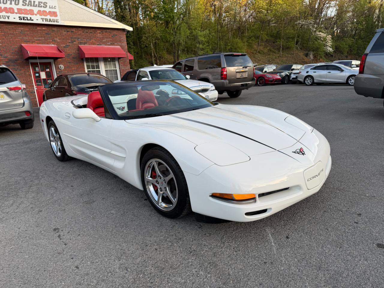 Used 2002 Chevrolet Corvette Convertible w/ Preferred Equipment Group2 RWD image 3