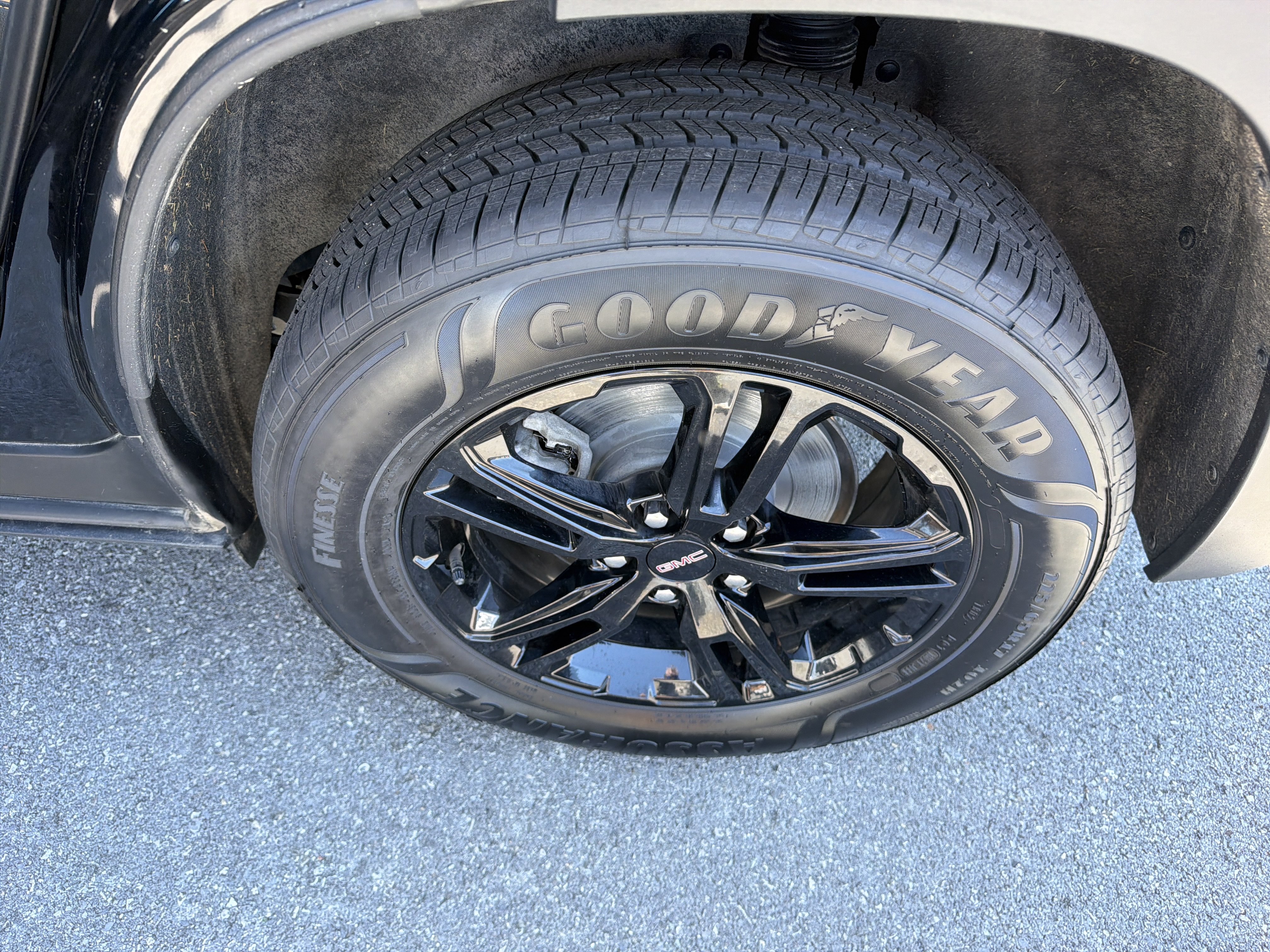 Used 2023 GMC Terrain AT4 AWD/4WD image 12