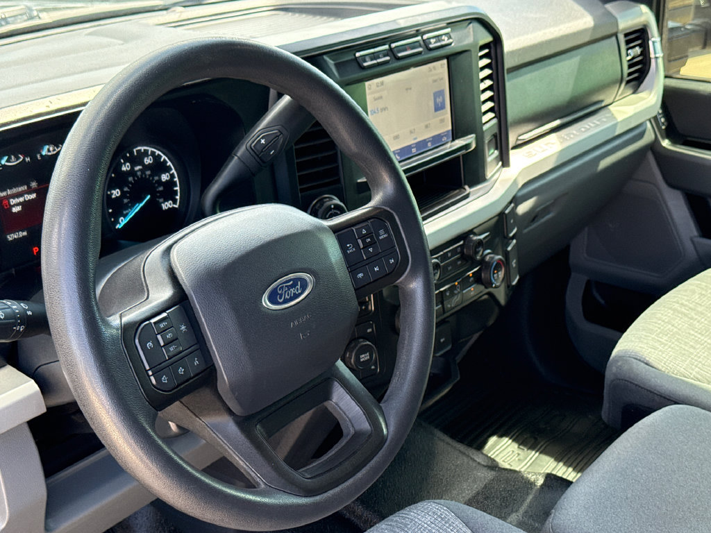 Used 2023 Ford F350 XLT w/ 360-Degree Camera Package AWD/4WD image 18