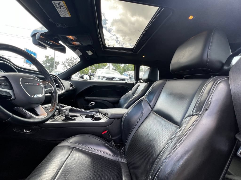 Used 2016 Dodge Challenger R/T Plus RWD image 14