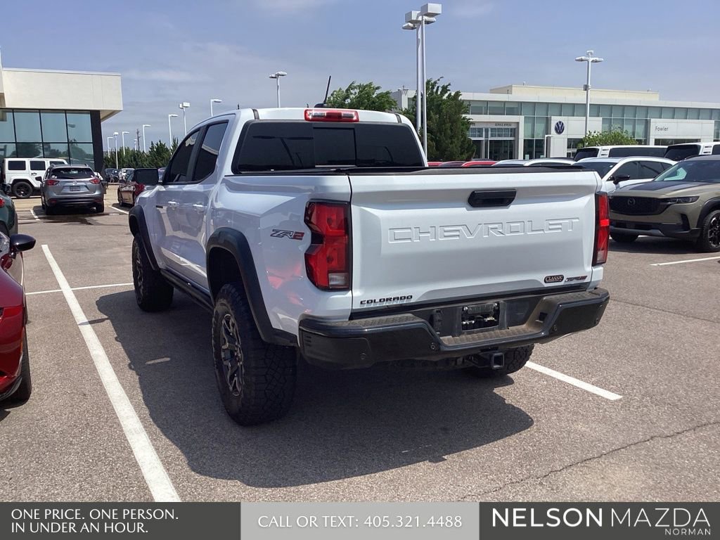 Used 2024 Chevrolet Colorado ZR2 w/ ZR2 Convenience Package III AWD/4WD image 8