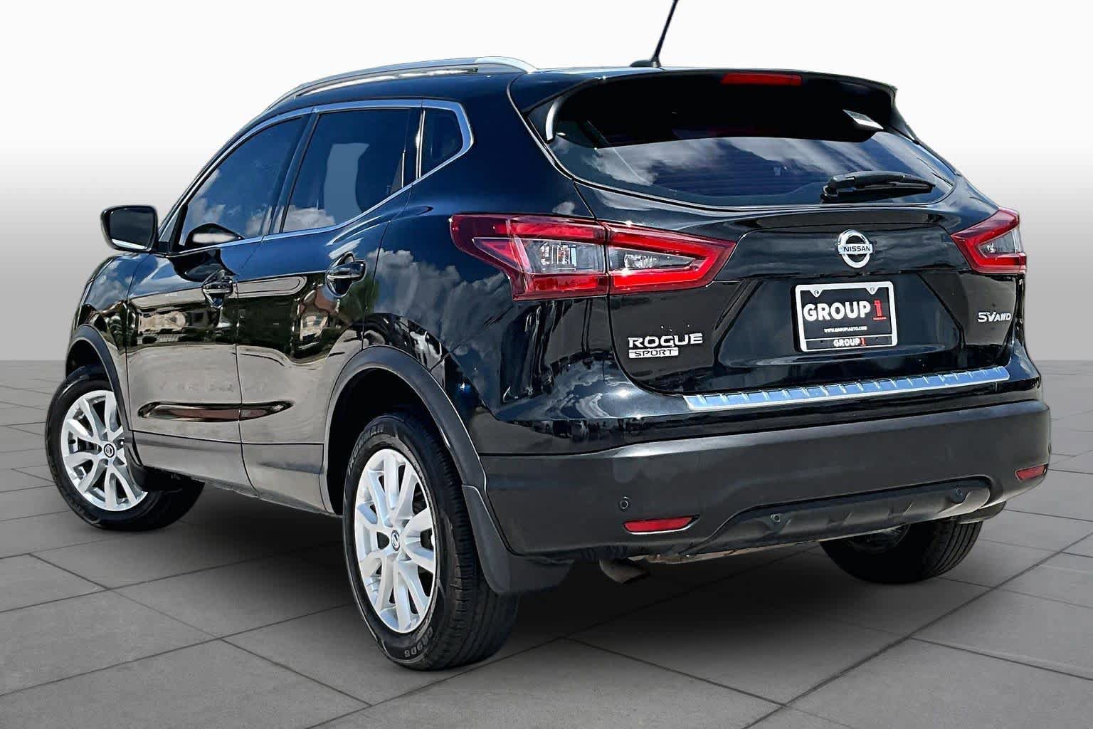 Used 2020 Nissan Rogue Sport SV AWD/4WD image 12