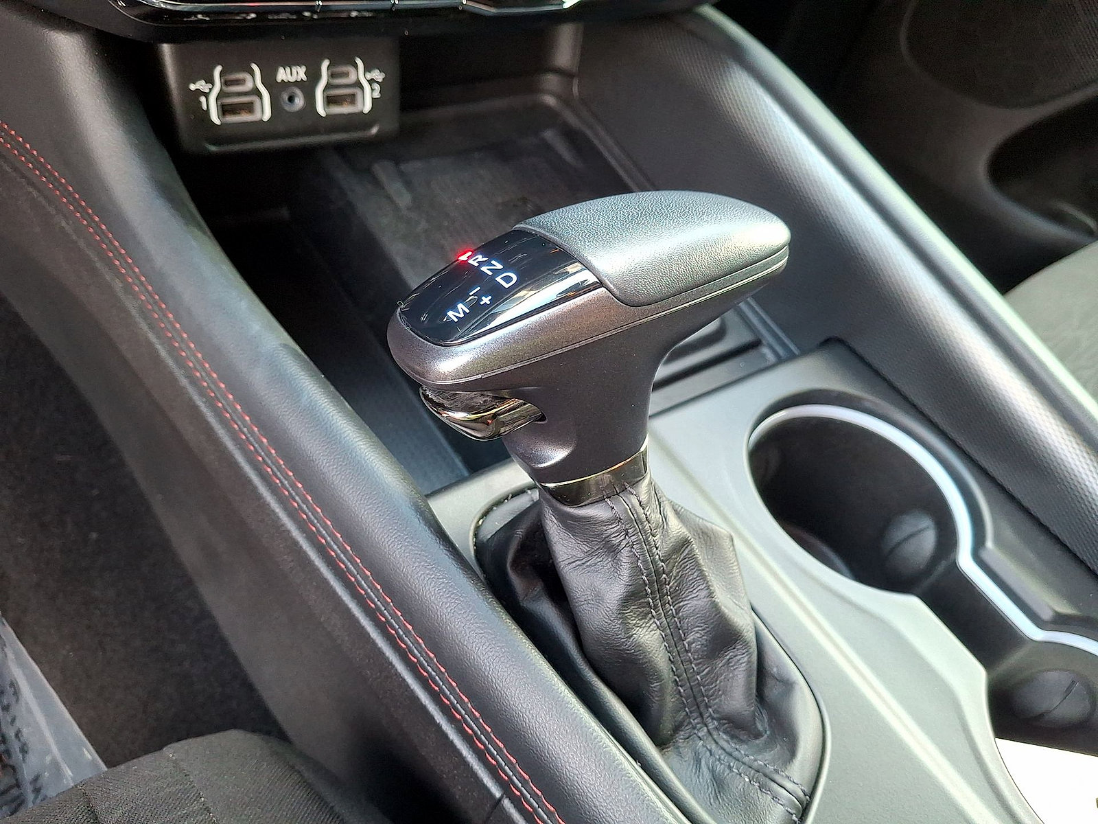 Used 2023 Dodge Durango R/T w/ Blacktop Package AWD/4WD image 12