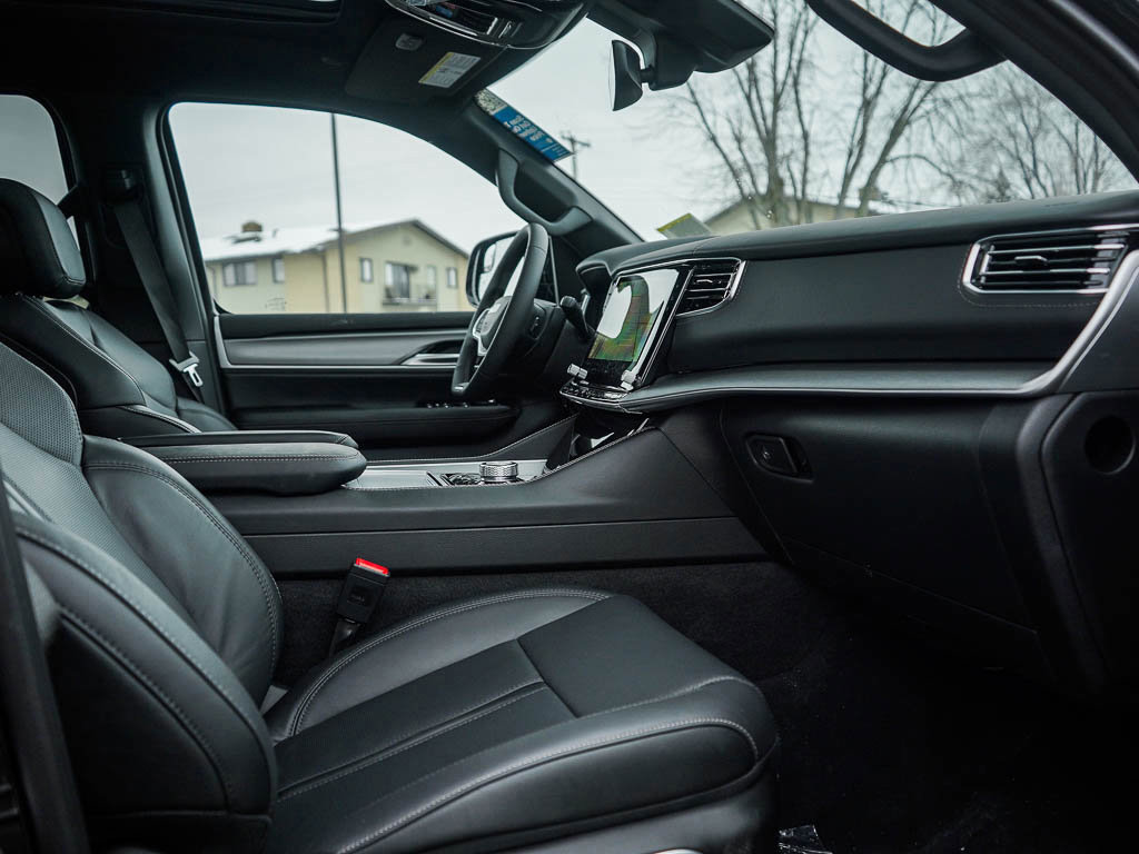 New 2026 Jeep Grand Wagoneer Limited image 10