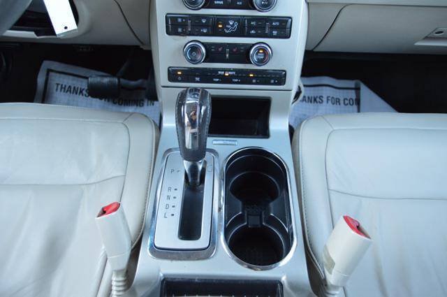 Used 2012 Ford Flex SEL w/ Equipment Group Order Code FWD image 26