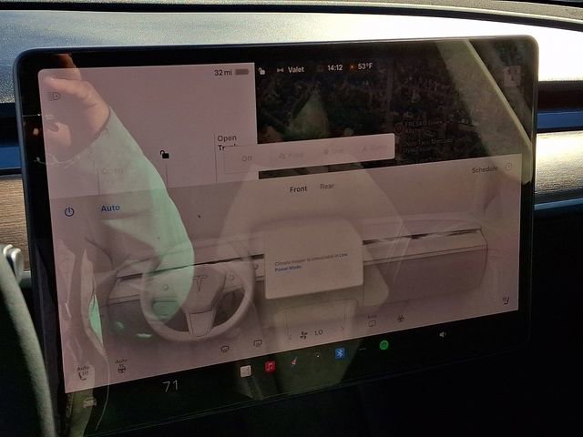 Used 2022 Tesla Model Y Long Range image 19