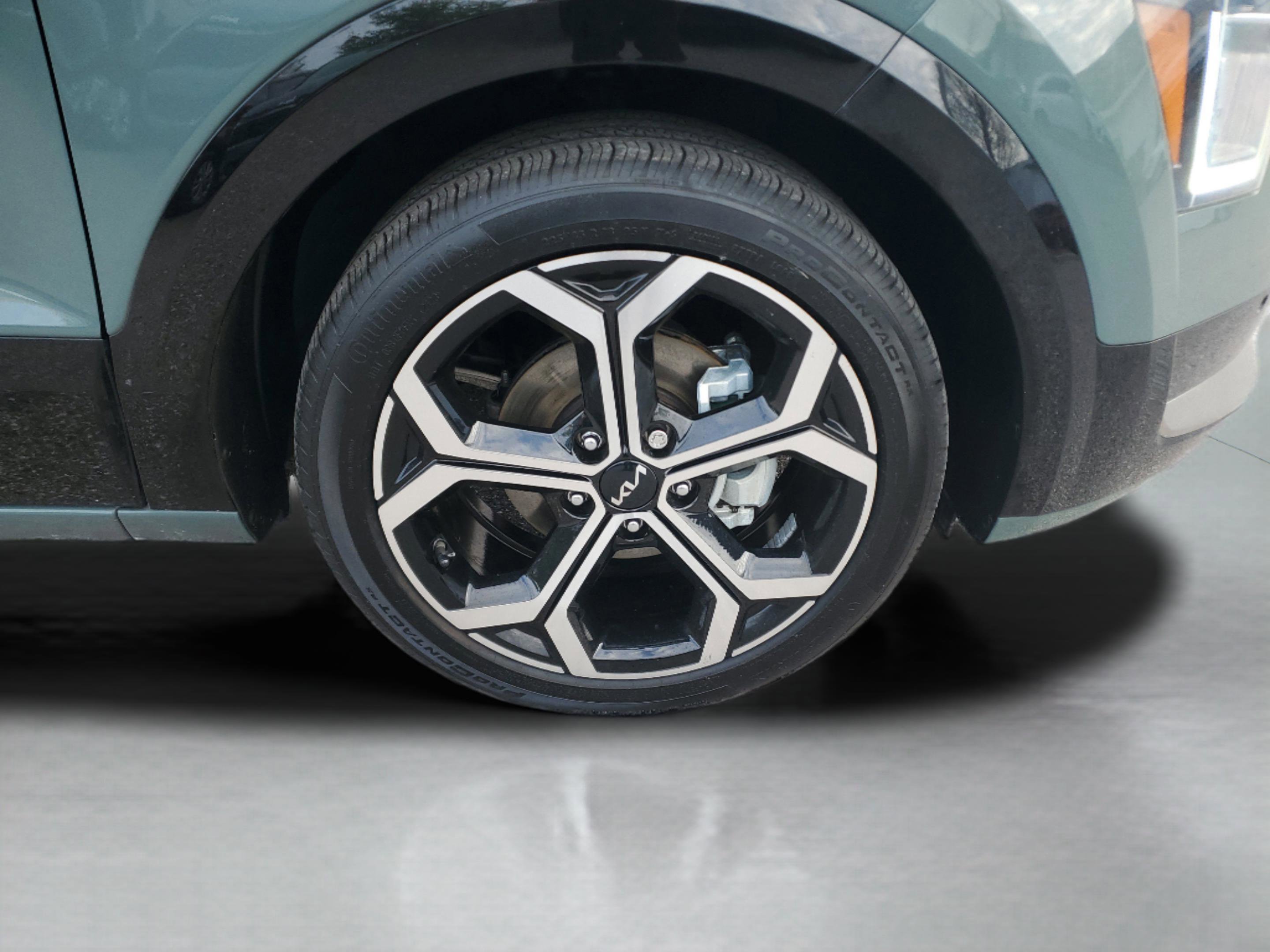 Certified 2024 Kia Niro SX Touring image 6