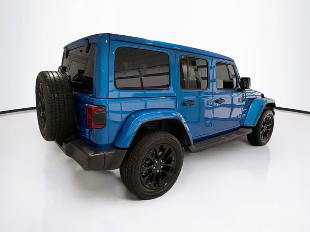 Used 2021 Jeep Wrangler Unlimited Sahara w/ Cold Weather Group AWD/4WD image 7