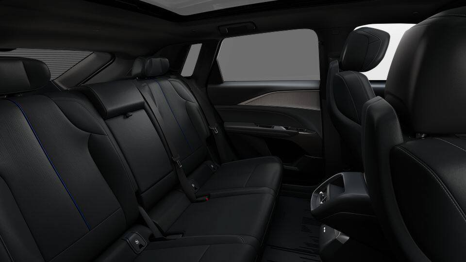 New 2027 Cadillac Lyriq Luxury w/ LPO, Floor Liner Package AWD/4WD image 22