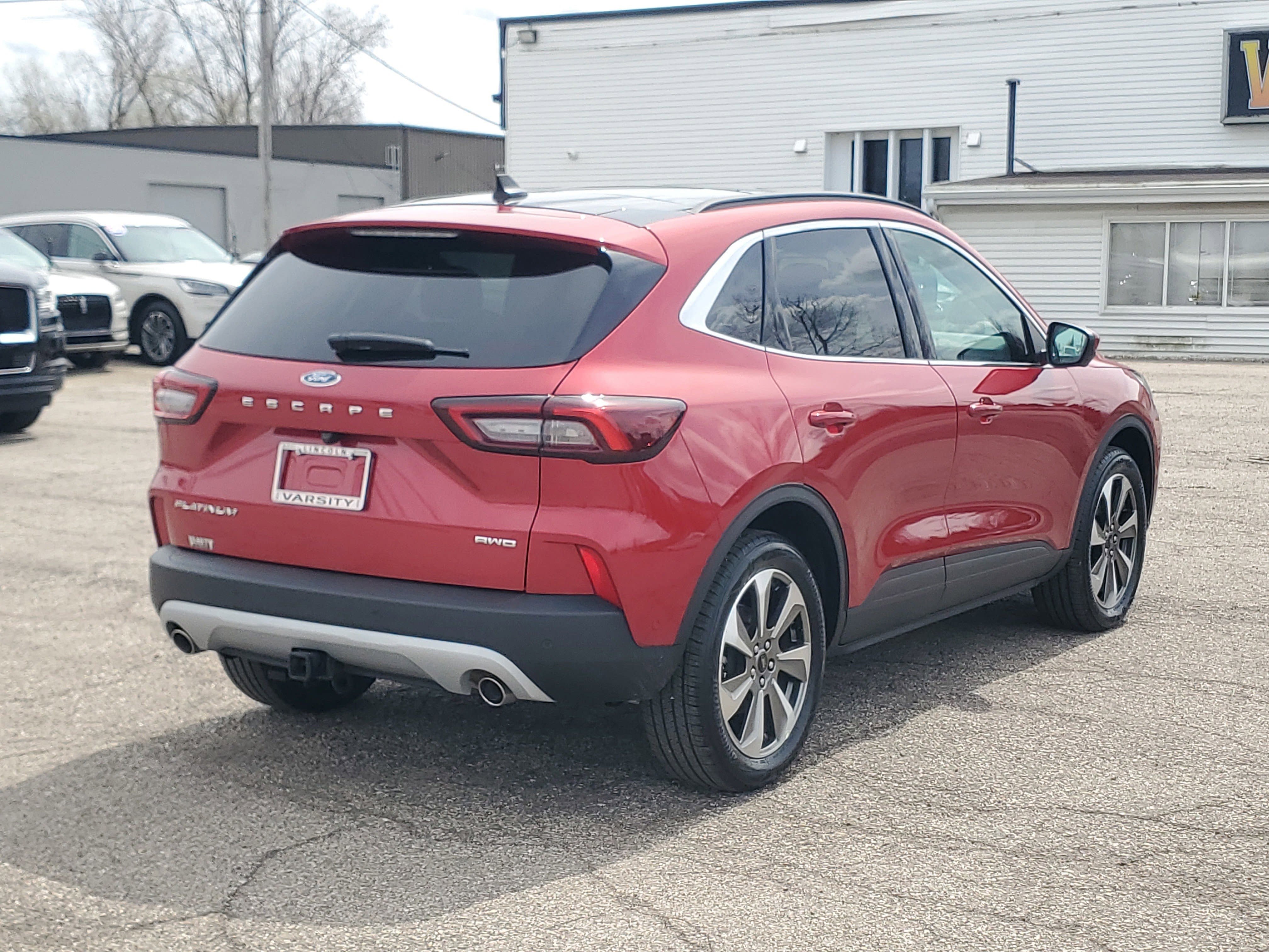 Used 2023 Ford Escape Platinum w/ Premium Technology Package AWD/4WD image 6