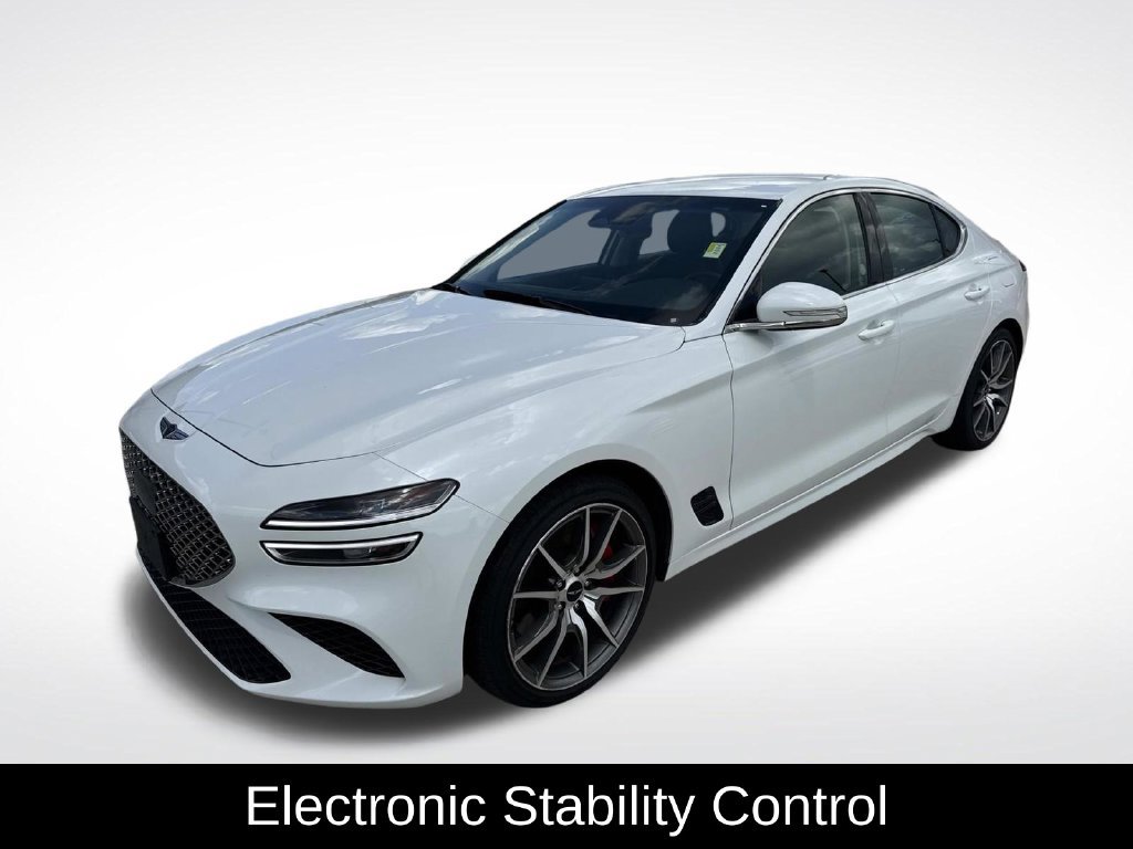 Used 2025 Genesis G70 2.5T RWD image 3