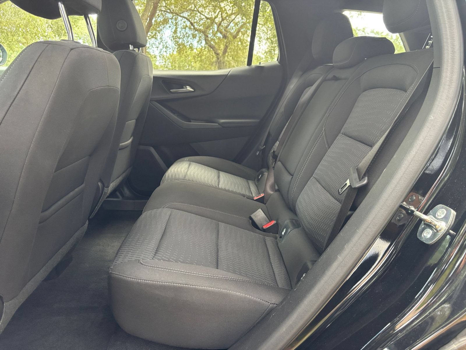 Used 2025 Chevrolet Equinox LT FWD image 25