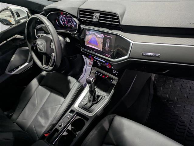 Used 2025 Audi Q3 2.0T Premium w/ Convenience Package image 28