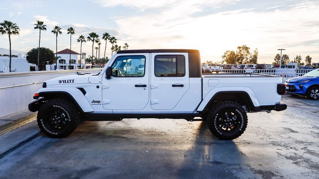 New 2026 Jeep Gladiator Willys AWD/4WD image 14