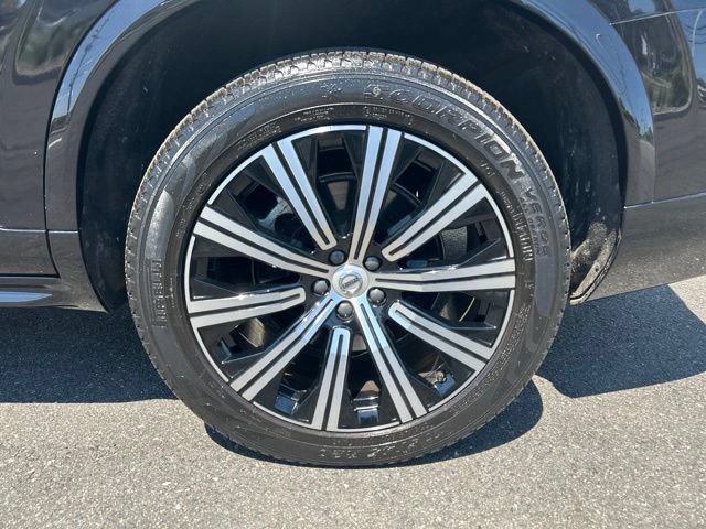 Certified 2025 Volvo XC90 B5 Core w/ Climate Package AWD/4WD image 9