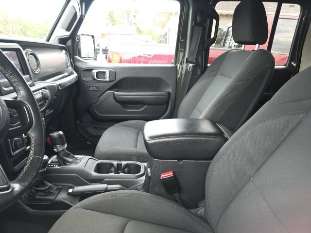 Used 2023 Jeep Wrangler Unlimited Sport AWD/4WD image 12