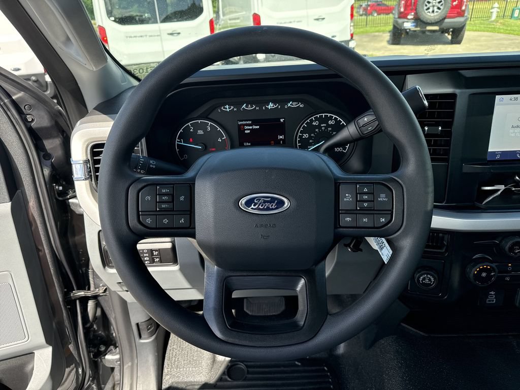 New 2025 Ford F350 XL w/ XL Chrome Package RWD image 17
