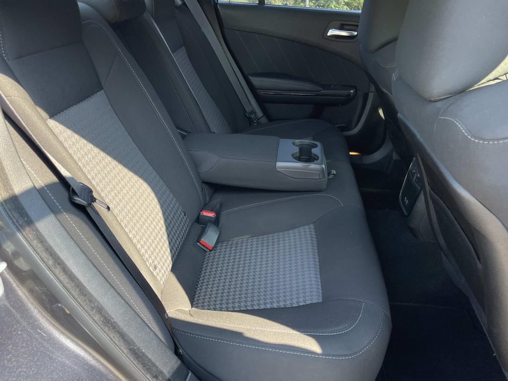Used 2022 Dodge Charger R/T w/ Driver Convenience Group RWD image 19