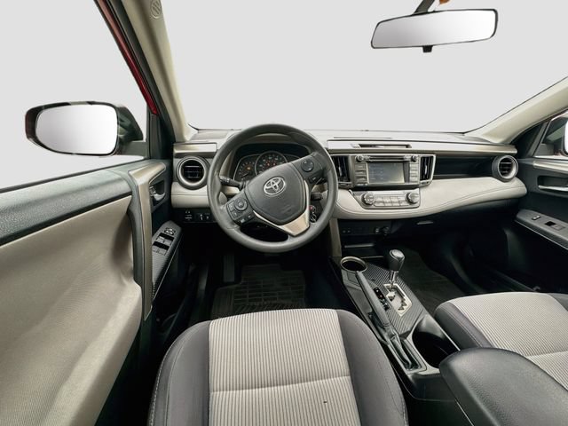 Used 2014 Toyota RAV4 XLE AWD/4WD image 21