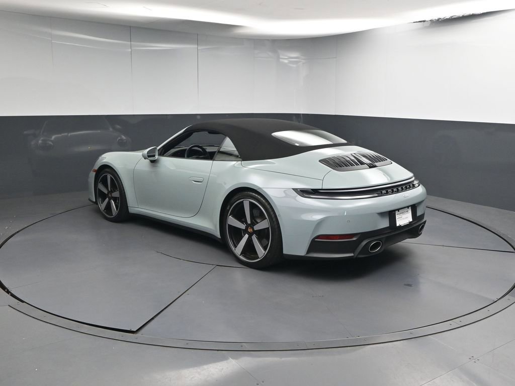 New 2025 Porsche 911 Carrera RWD image 3