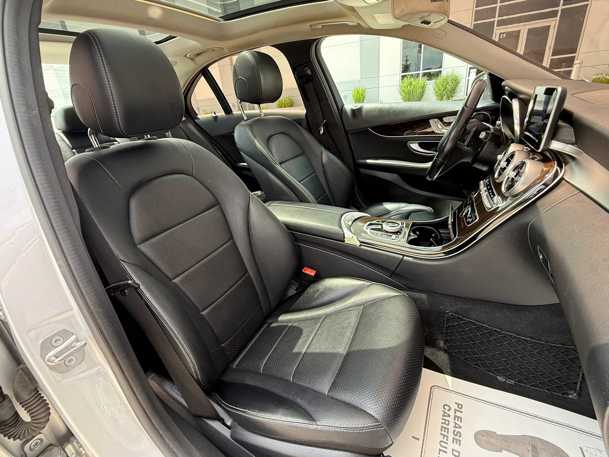 Used 2018 Mercedes-Benz C 300 4MATIC Sedan image 13
