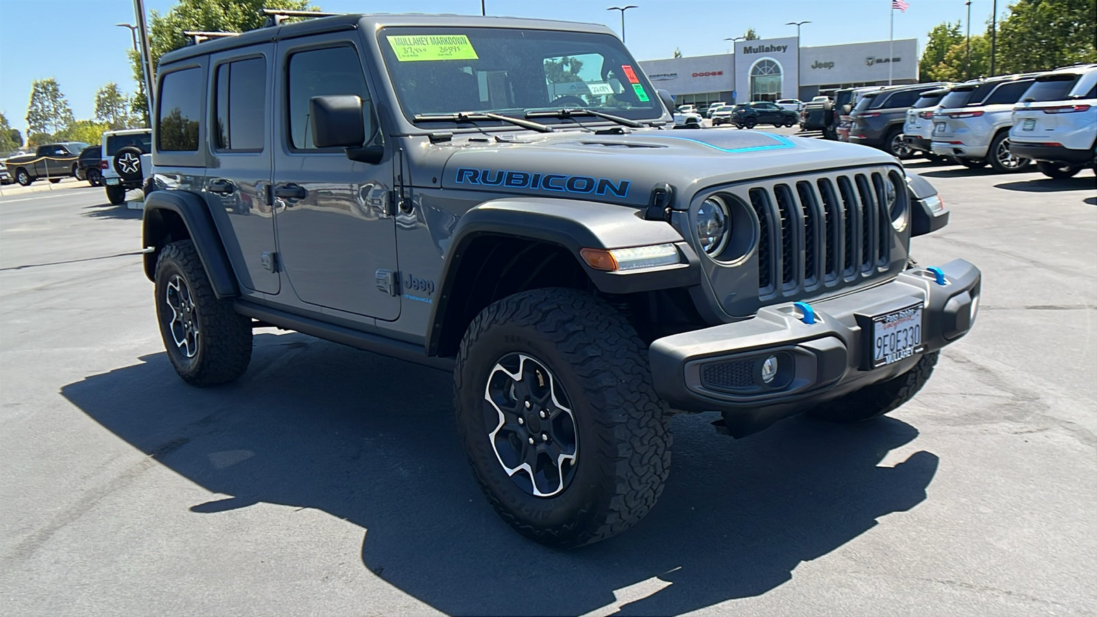 Used 2023 Jeep Wrangler Unlimited Rubicon 4xe w/ Cold Weather Group AWD/4WD image 1