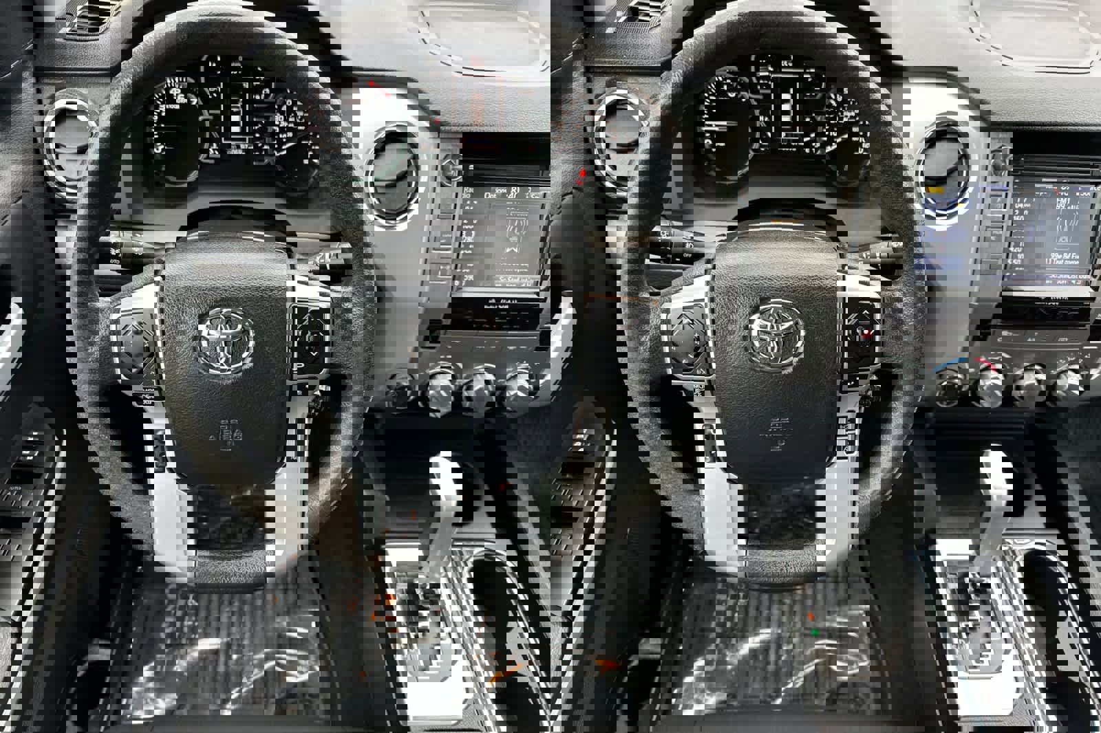 Used 2018 Toyota Tundra SR5 w/ SR5 Upgrade Package image 14