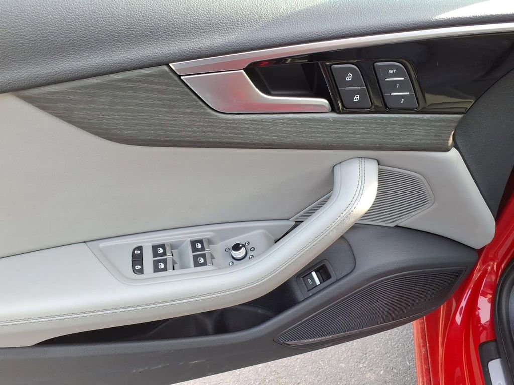 Used 2024 Audi A4 2.0T Premium Plus image 11