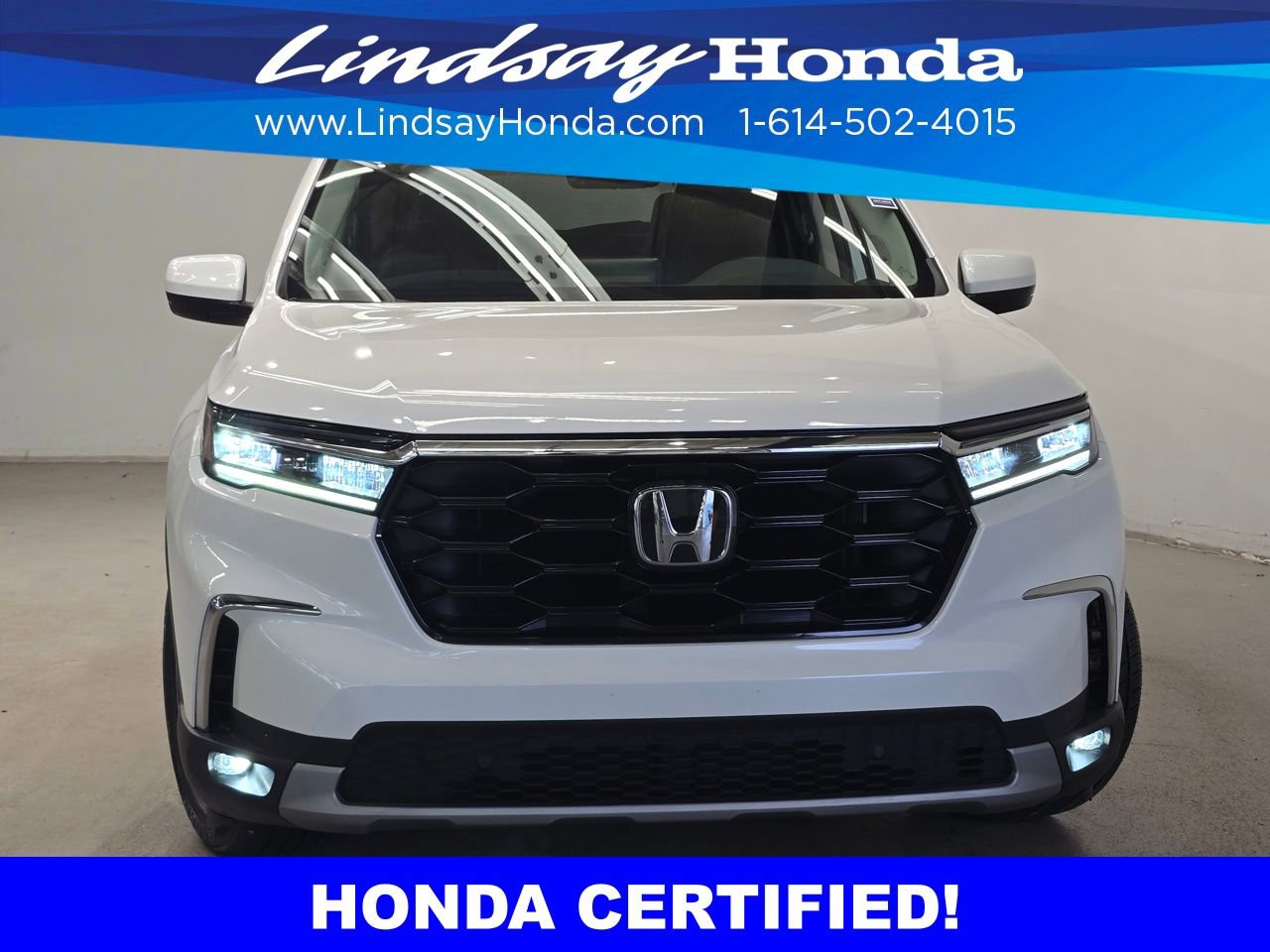 Certified 2024 Honda Pilot Touring image 2