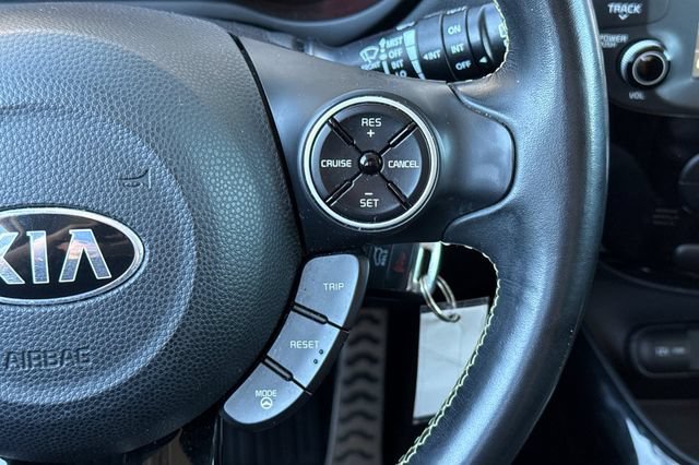 Used 2014 Kia Soul + w/ Audio Package FWD image 29