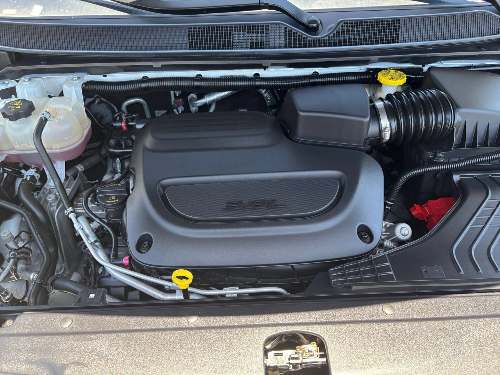Used 2022 Chrysler Pacifica Touring-L FWD image 35